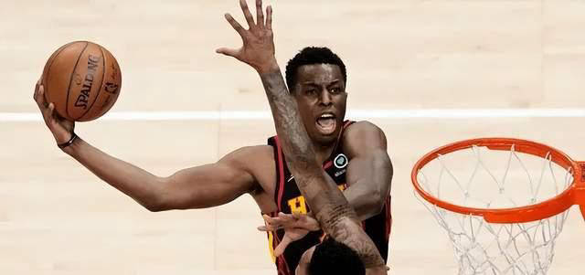 包含活塞队雪藏新秀逐渐崭露头角，成为球队新希望的词条