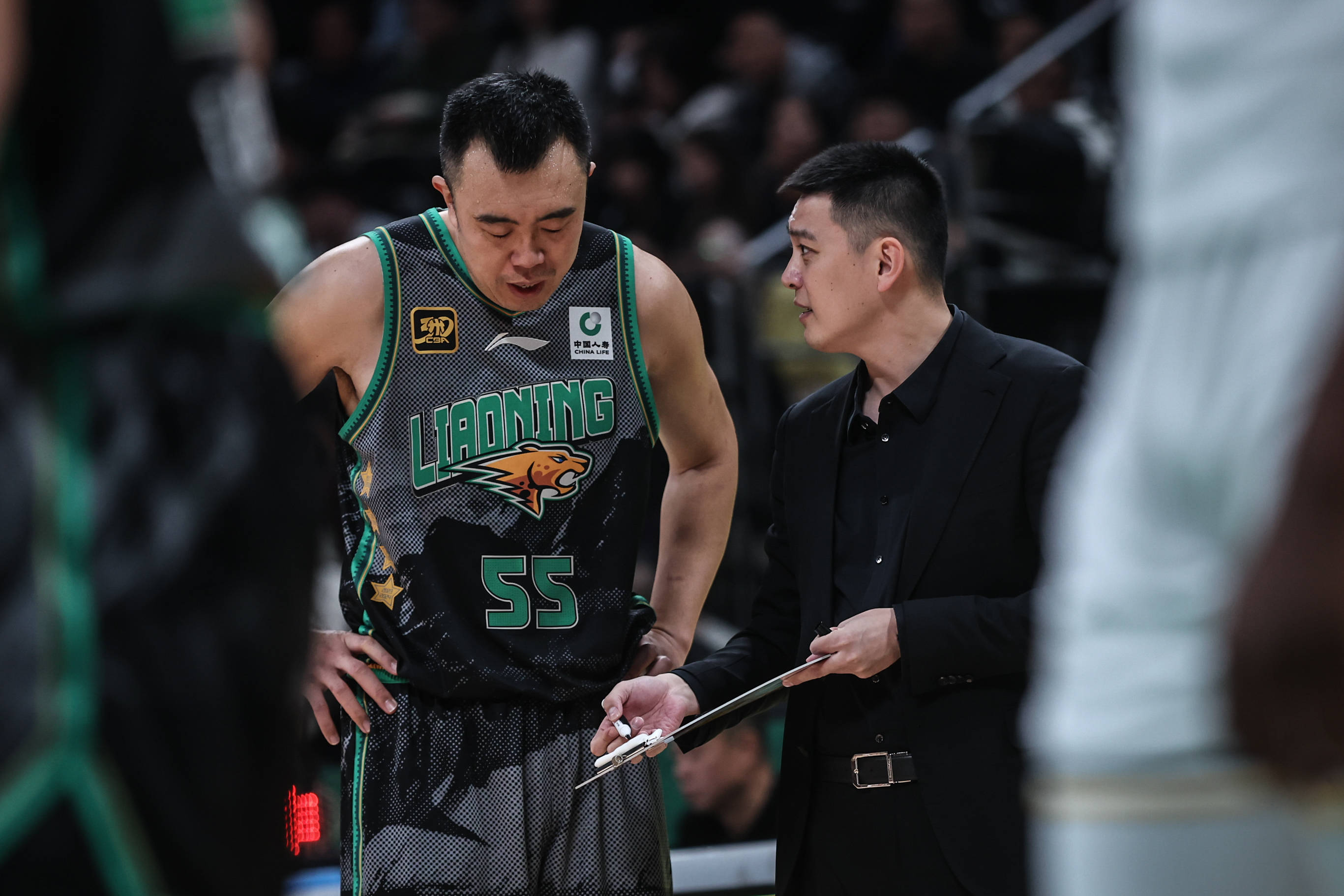 辽宁男篮高效进攻，轻松赢下强队