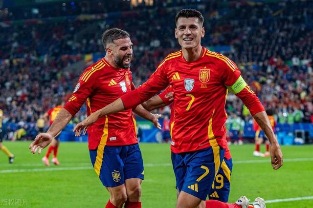 欧洲杯资格赛场上风云变幻，战队实力PK